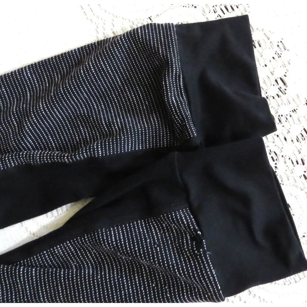 Zella Full zip hoodie  black/white  Small GUC - Picture 6 of 11